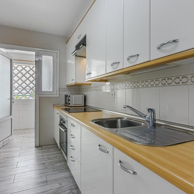 Cozy apartment in El Duque by AltamarHomes - Apartamento - 22
