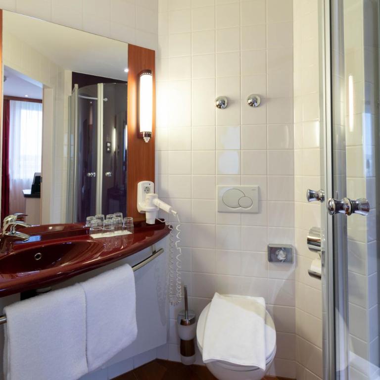 Star G Hotel München Schwabing - Deluxe Family Room - 3
