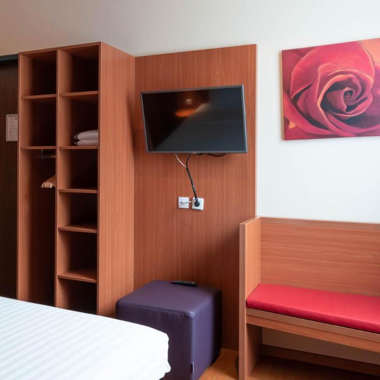 Star G Hotel München Schwabing - Queen Room - Disability Access - 3