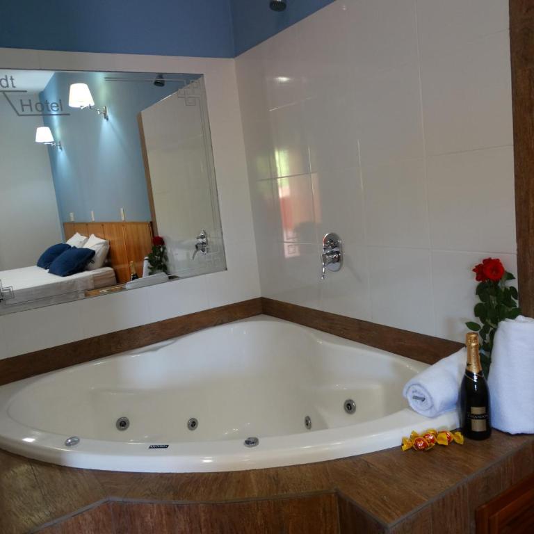 Terwindt Hotel - Double Room with Spa Bath - 4