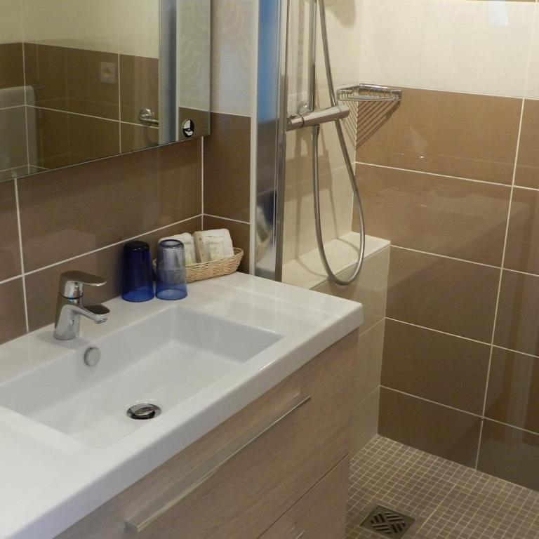 Grand Hotel Moriaz - Chambre Triple - Vue sur Mer - 2