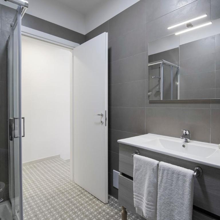 La Chambre - Camera Matrimoniale con Balcone - 19