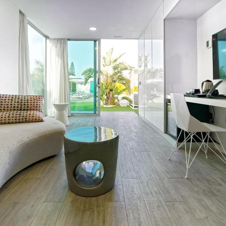 Seven Hotel & Wellness - Gay Men Only - Suite - 1
