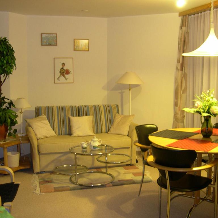 Panorama A23 Fitzi - Ferienwohnung für 1-2 Personen - Studio mit Bergblick - 4