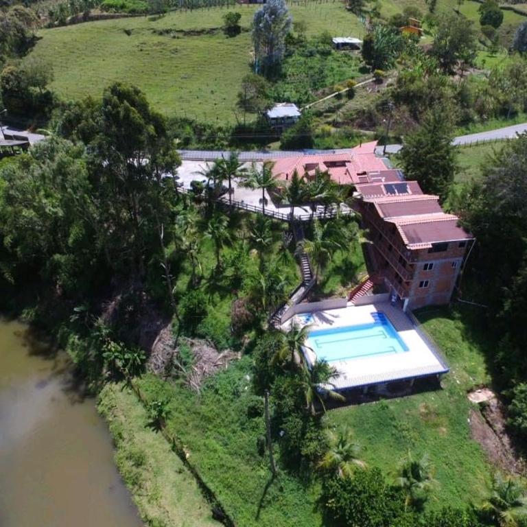 HOTEL EL POTRILLO - Standard Family Room - 8