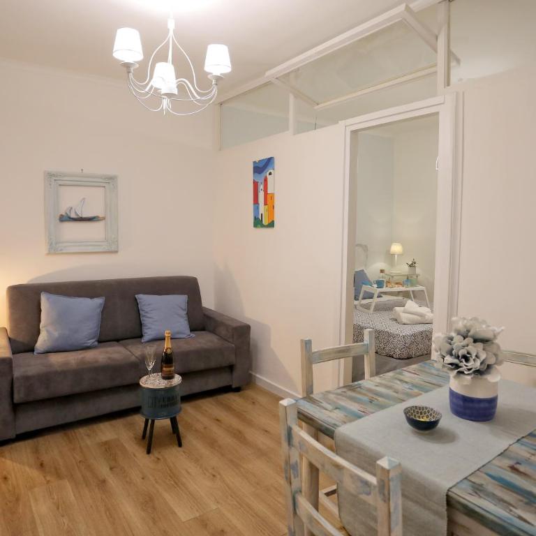 Titti e Nonna - One-Bedroom House - 7
