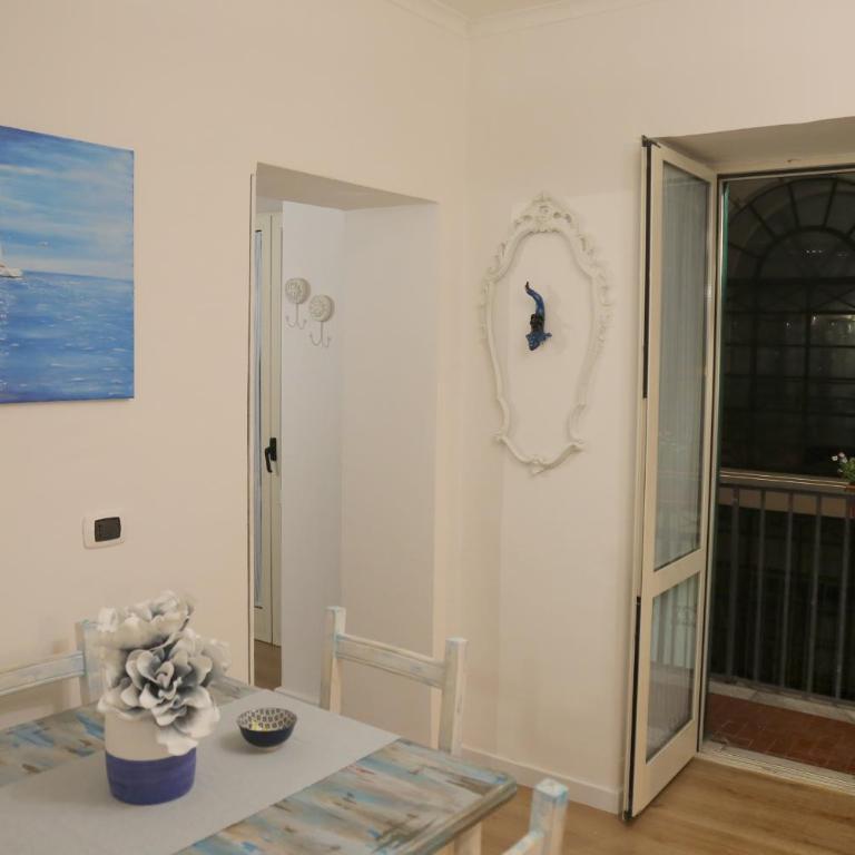 Titti e Nonna - One-Bedroom House - 11