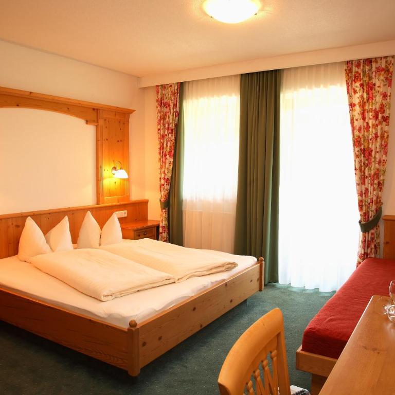Ferienhof Lackner - Deluxe Two-Bedroom Apartment with Balcony - 7