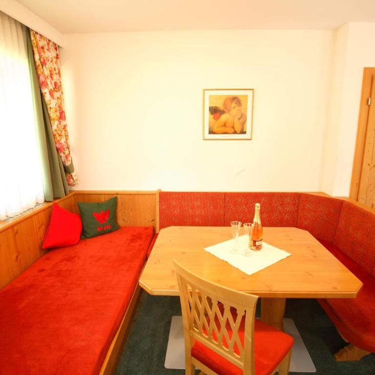 Ferienhof Lackner - Comfort Two-Bedroom Apartment with Balcony - 6