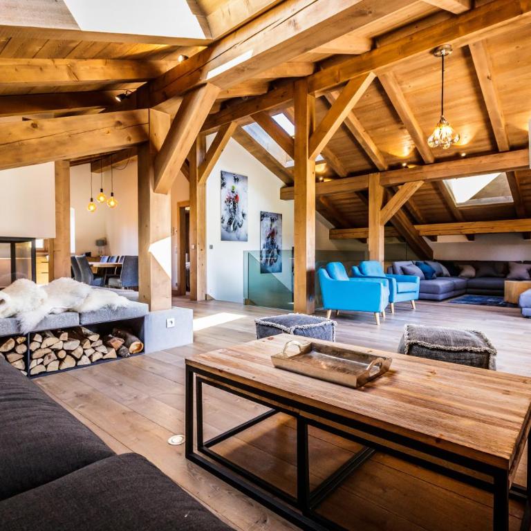 Ski in ski out Le Moulin charming duplex just 50 m from Princesse gondola Megève - Appartement - 2
