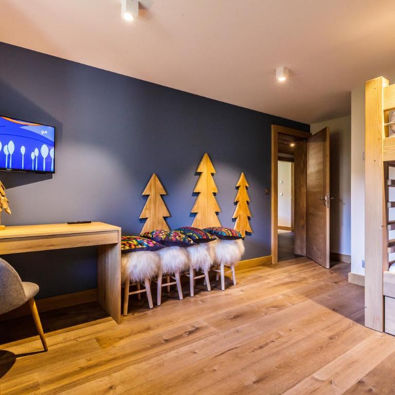 Ski in ski out Le Moulin charming duplex just 50 m from Princesse gondola Megève - Appartement - 14