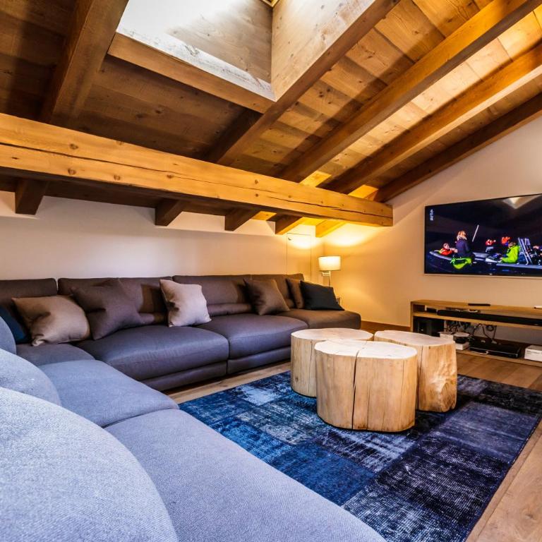 Ski in ski out Le Moulin charming duplex just 50 m from Princesse gondola Megève - Appartement - 9
