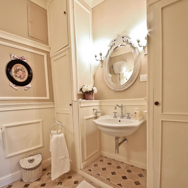 Ponte Vecchio Luxury Suite - Daily Refresh Available - Appartamento con 2 Camere da Letto - 9