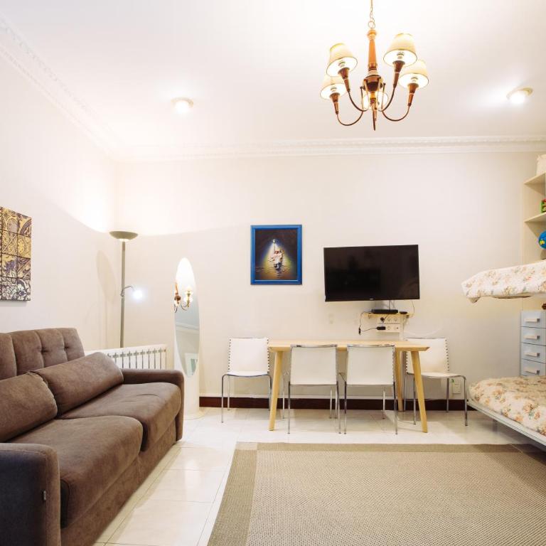 APARTAMENTO CENTRICO JUNTO ESTACION TREN Y AUTOBUS - Apartamento de 2 dormitorios - 10