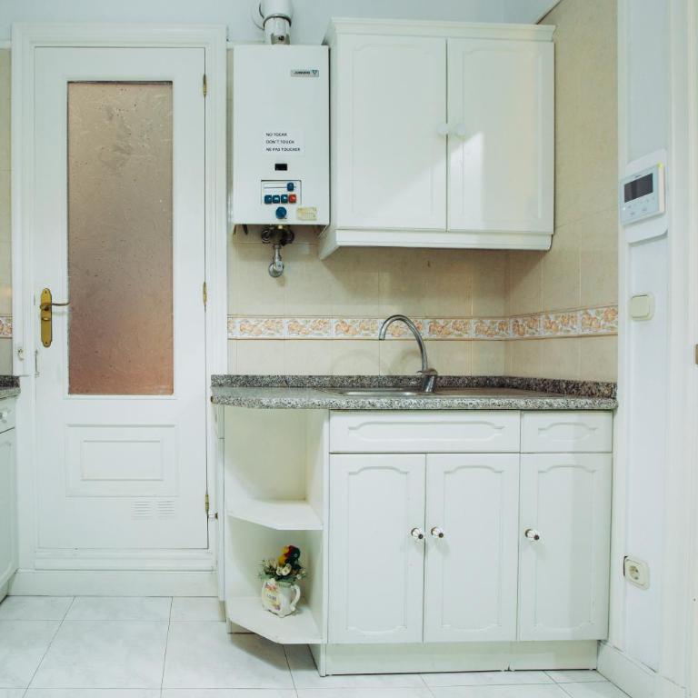 APARTAMENTO CENTRICO JUNTO ESTACION TREN Y AUTOBUS - Apartamento de 2 dormitorios - 15