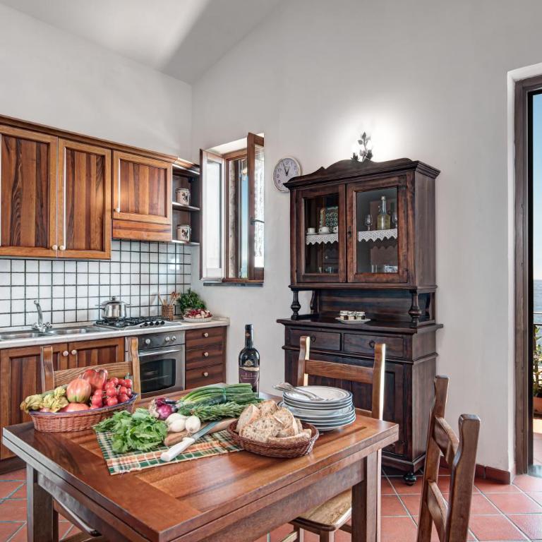 La Baia Dello Chalet - Two-Bedroom House - 7
