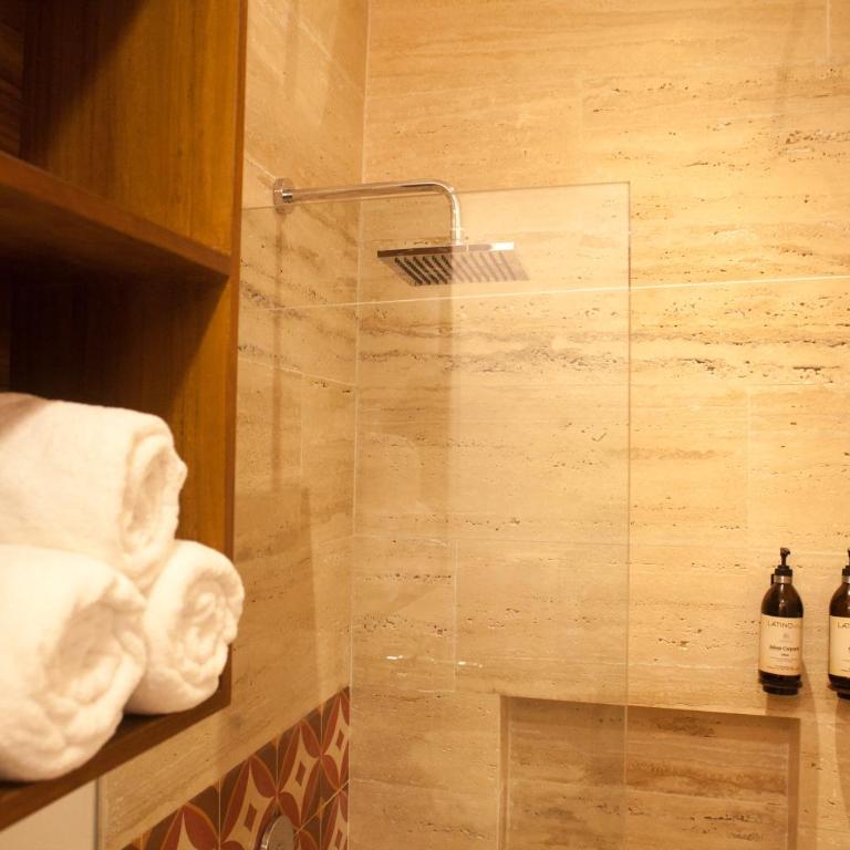 Latino Hotel Boutique - Suite Junior con terraza - 12