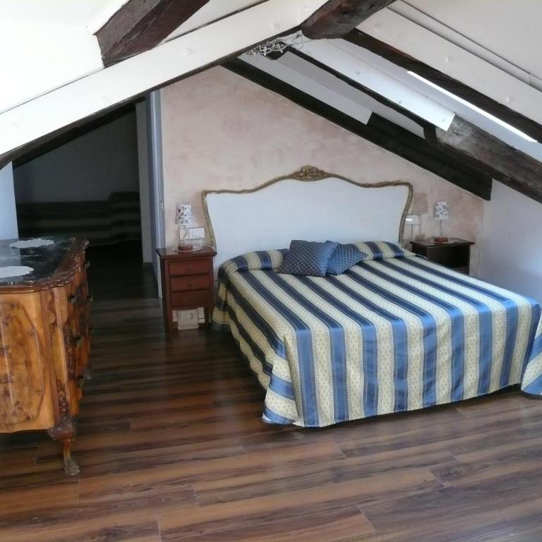 Corte Canal Venice - Camera Familiare con Bagno Privato - 9