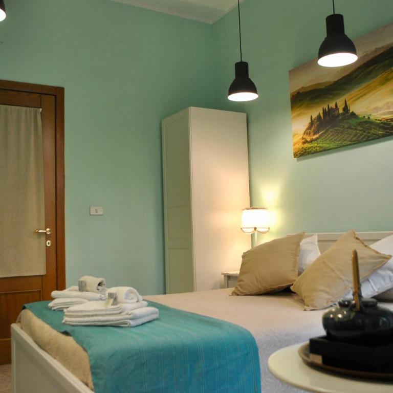 B&B Casa TORET - Camera Matrimoniale con Bagno Privato - 5