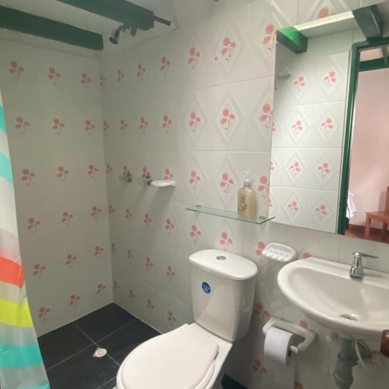 Posada La Rioja - Habitación Doble con baño privado - 2