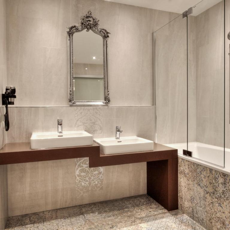 Hotel Sommerhof - Superior Suite mit Kingsize-Bett - 6