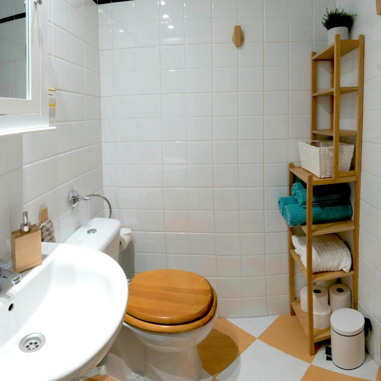 Nice and Cozy Studio at the Beachfront - Studio with Sea View - 19