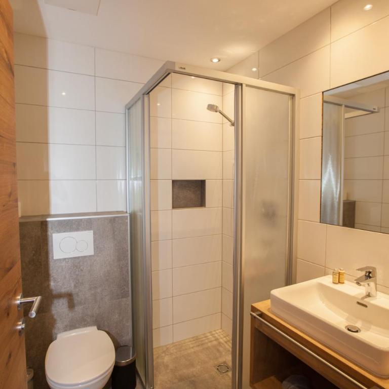 Haus Küchelspitz - Dreibettzimmer - 1