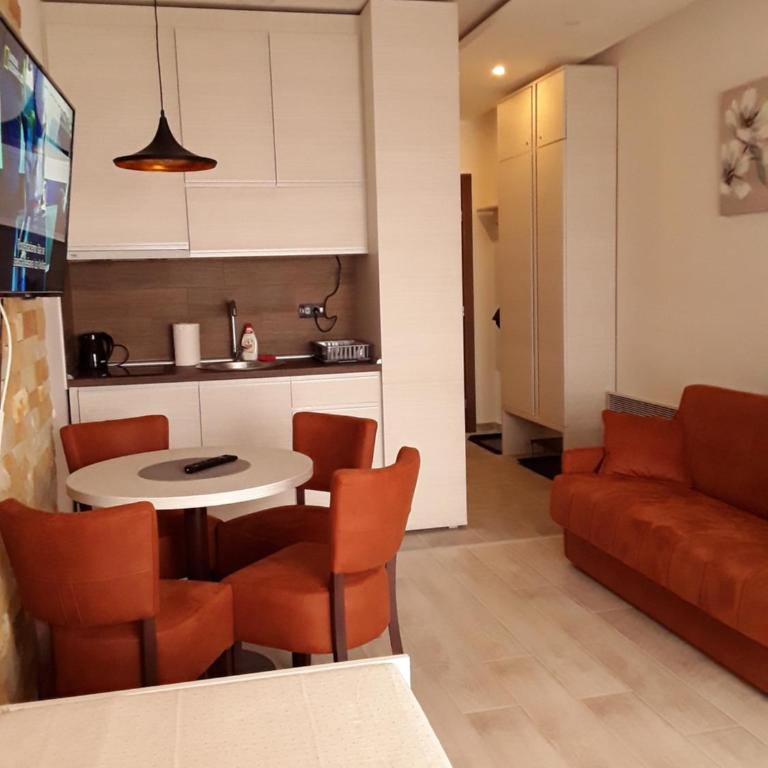 Milmari Apartman P38 - Apartment - 6