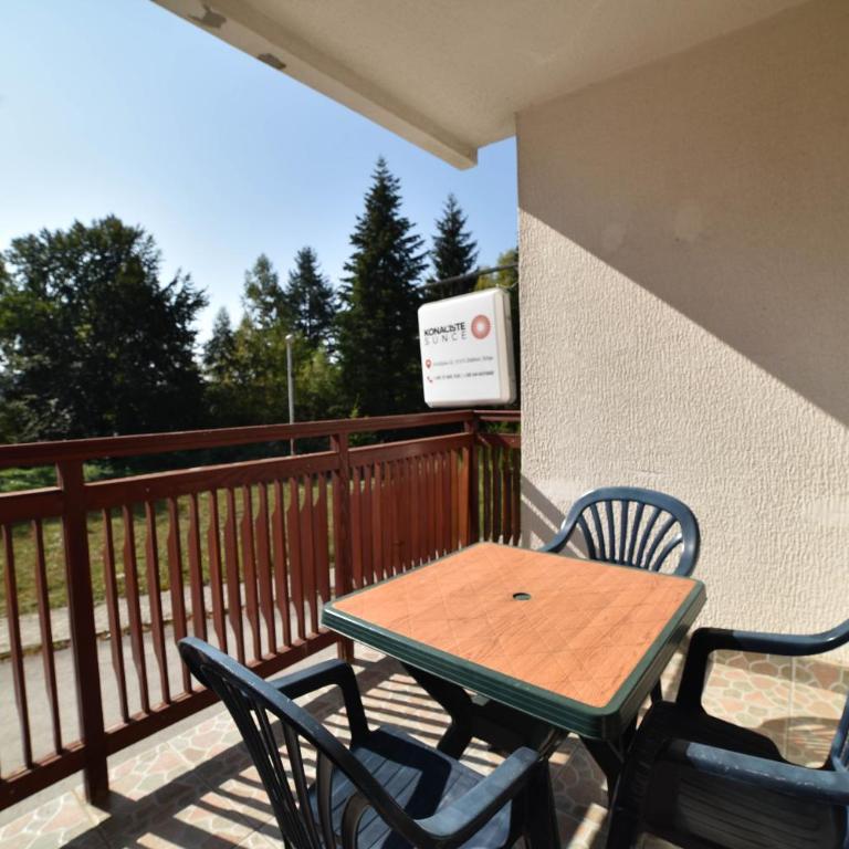 SUNCE Inn - Family Room with Terrace - 13