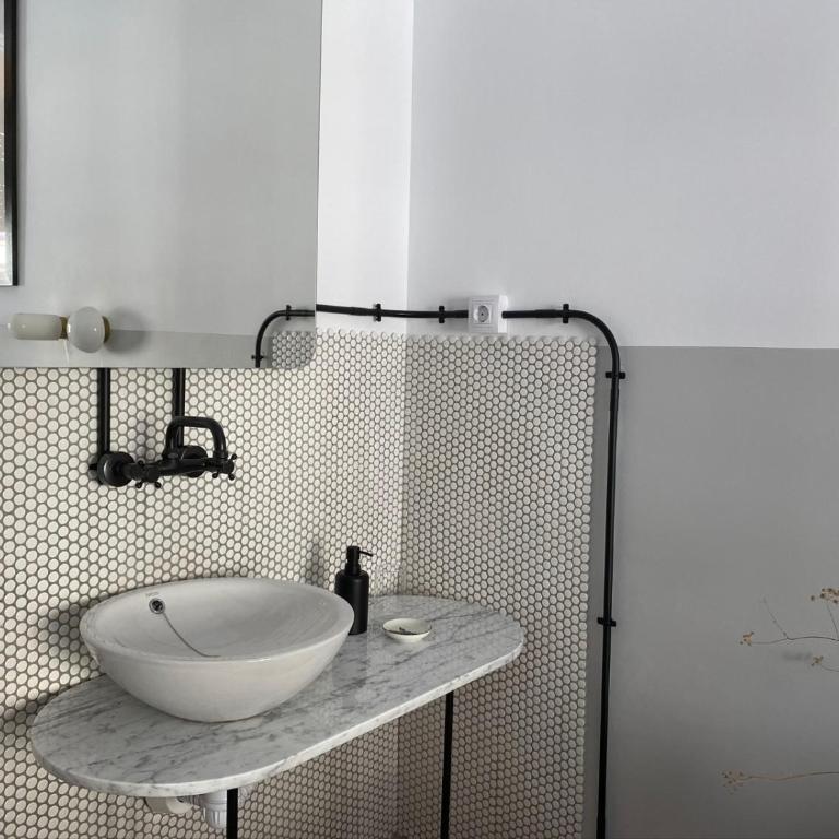 BUBUFLATS Ayuntamiento - Suite with City View - 10