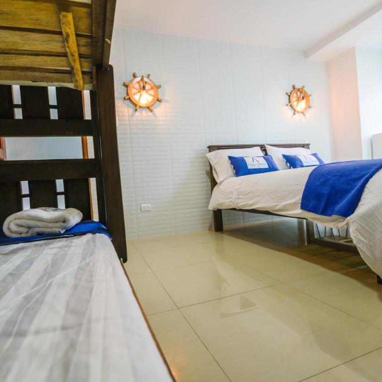 Hotel Aquarius - Habitación cuádruple - 4