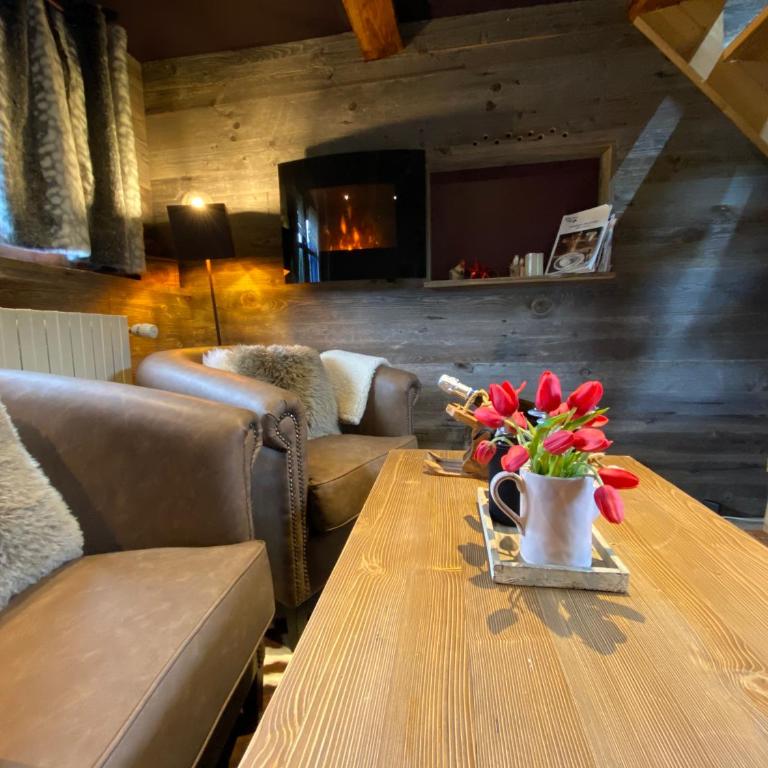 Micro-lodge, Le Petit Nid d'Amour - Kleines Chalet - 35