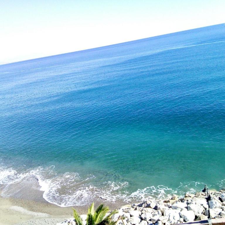 Junto al Mar - Estudio con vistas al mar - 7