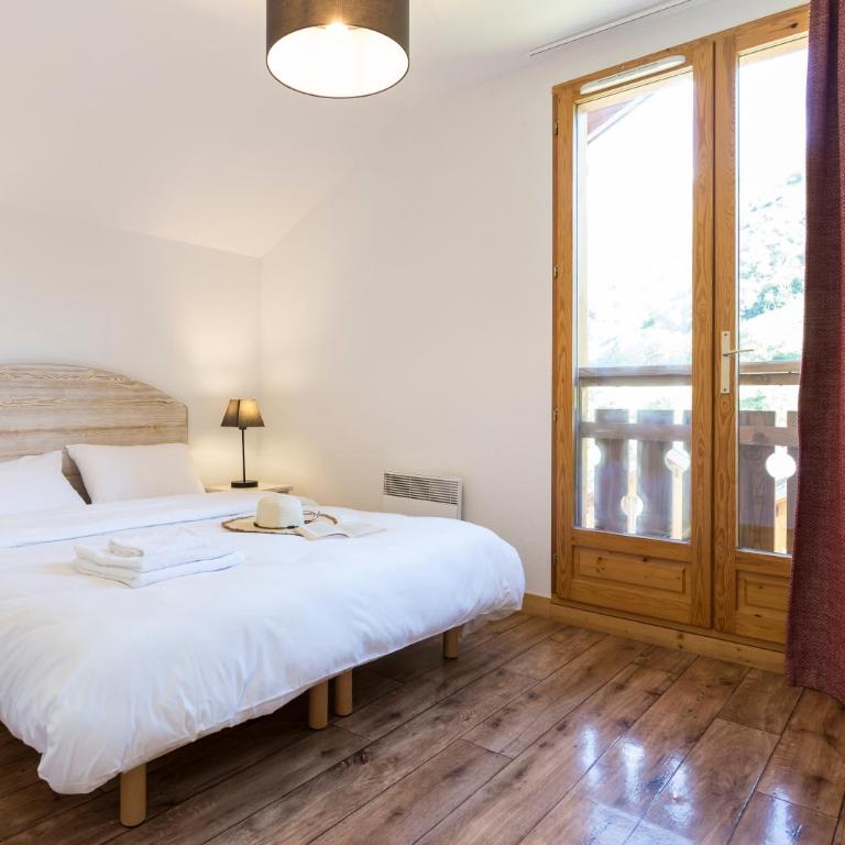 Résidence Odalys Les Chalets de l'Arvan II - Appartement 2 Chambres (6 Adultes) - 1