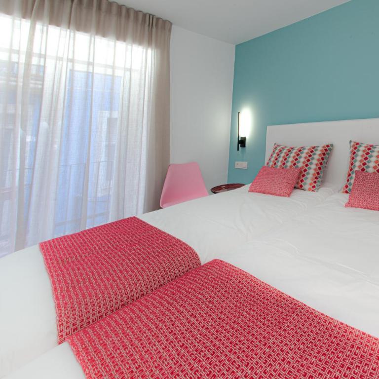 ABAL Apartments - Barrio - Two-Bedroom Apartment with Balcony - 9
