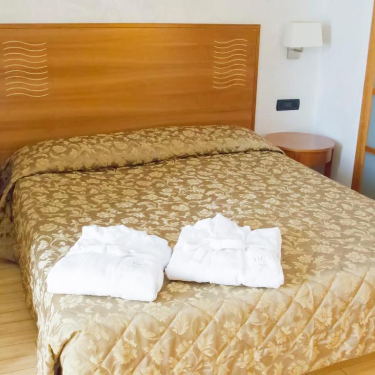 Hotel Continental - Triple Room - 3