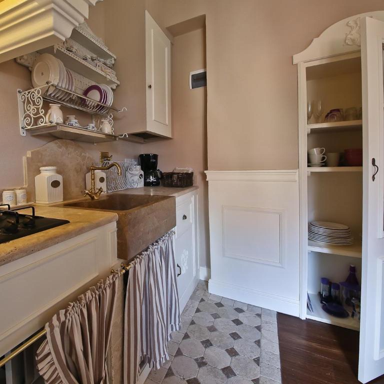 Ponte Vecchio Luxury Suite - Daily Refresh Available - Appartamento con 2 Camere da Letto - 18