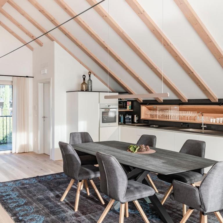 Romy & Johannes Guesthouse - Villa - 8