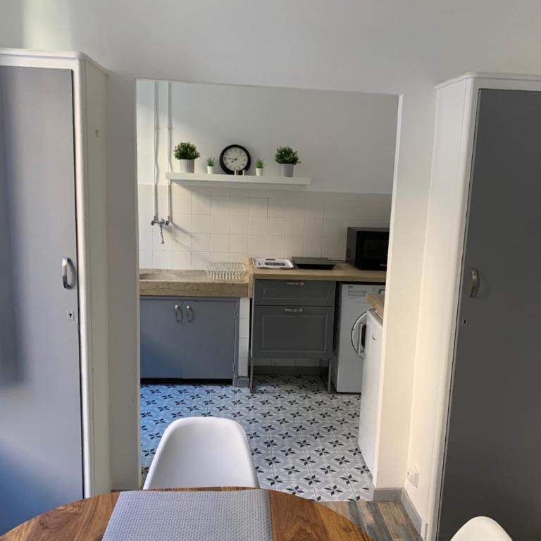 Vieux Port Clim Calme Vue Bonne Mere ou Eglise Appartements de Caractere - Appartement 1 Chambre - 5