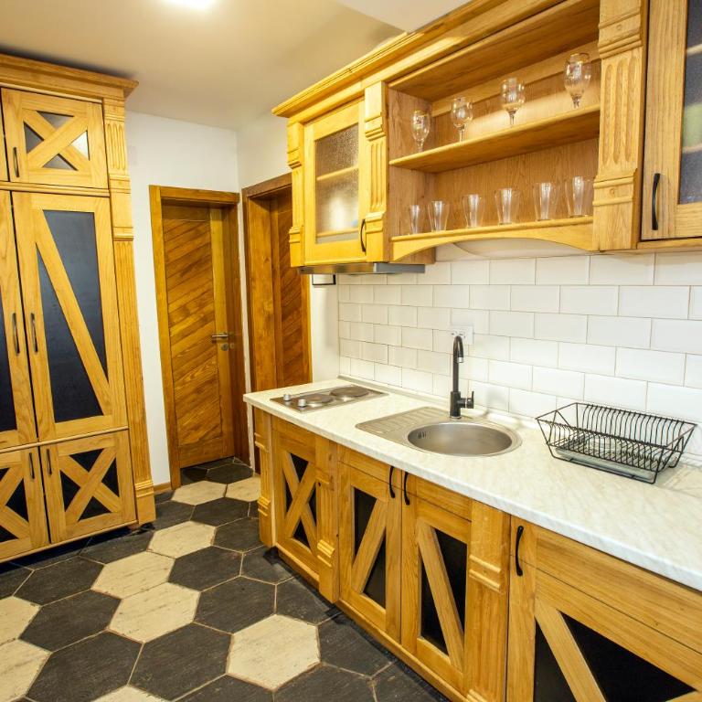 Jahorinski IZLOG - Two-Bedroom Apartment - 1