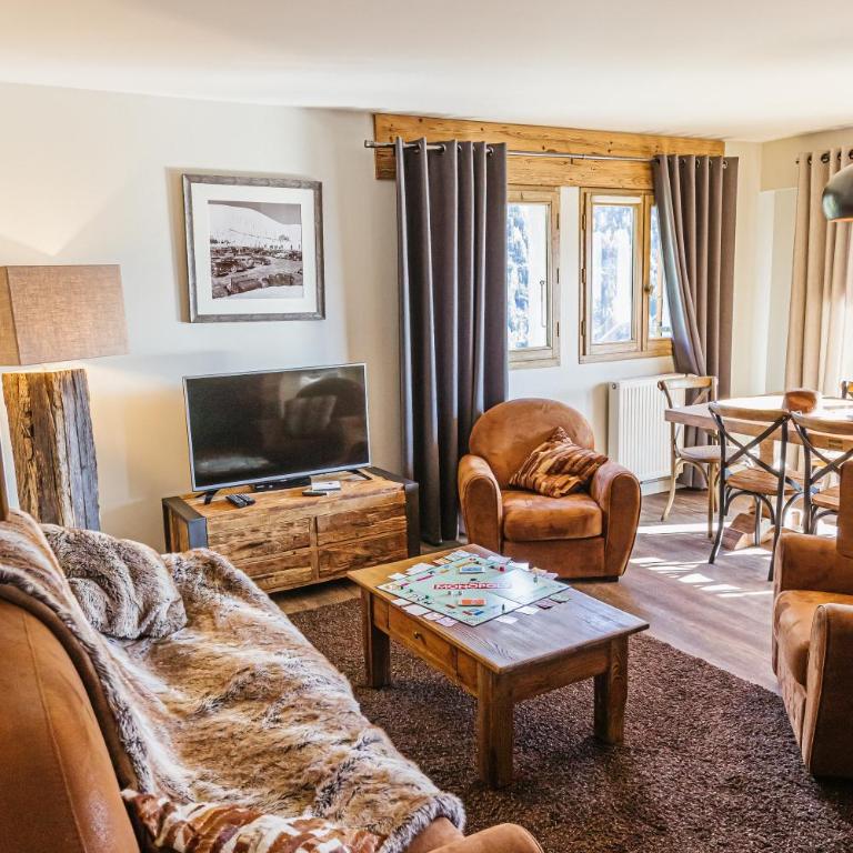 Chalet La Perle de L'Oisans - Appartements d'Exception - Appartement 3 Chambres avec Vue sur les Montagnes (8 Adultes) - 13