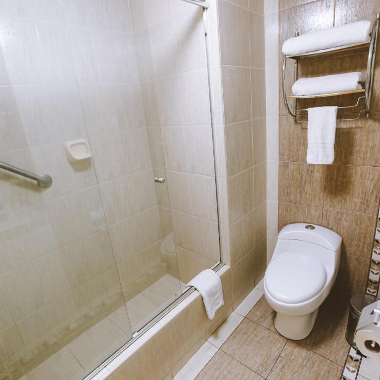 WinMeier Hotel y Casino - Standard Queen Room - 6