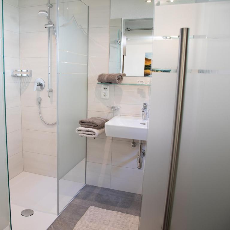Haus Tirol - Apartment mit 4 Schlafzimmern und einem Balkon - 15