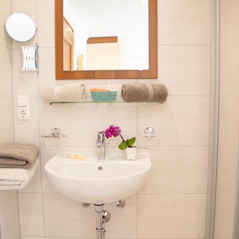 Haus Tirol - Apartment mit 4 Schlafzimmern und einem Balkon - 5