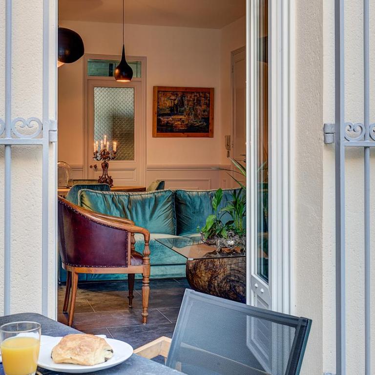 Cocoon in Cannes ***** - Appartement en Duplex avec Terrasse et Piscine Privée - 40