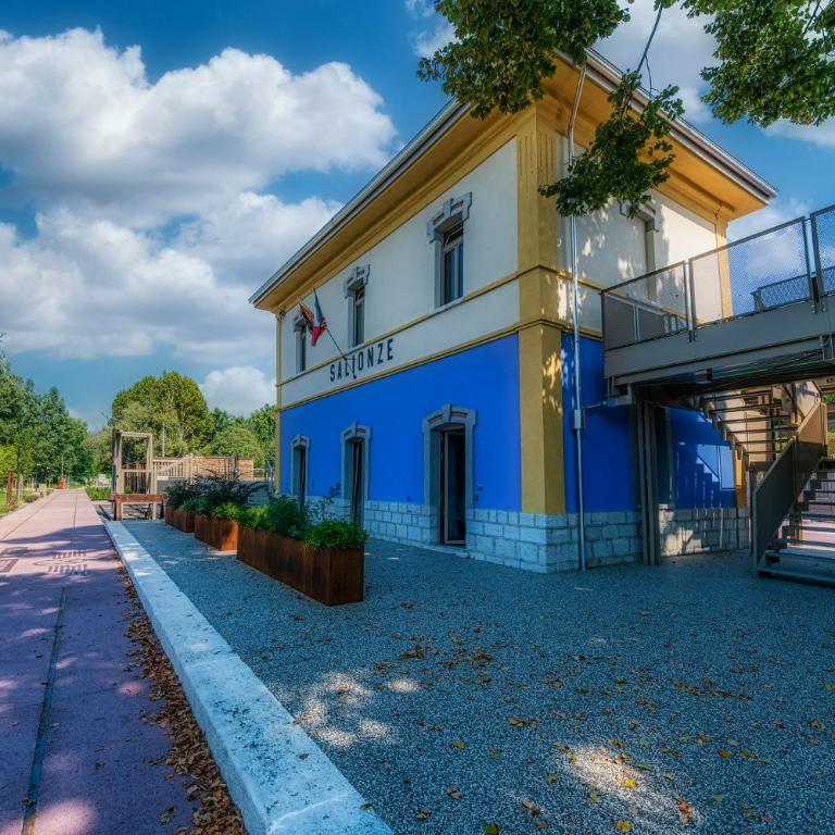 Borgo Stazione Bike Inn - Camera Matrimoniale/Doppia con Letti Singoli con Vista Giardino - 5