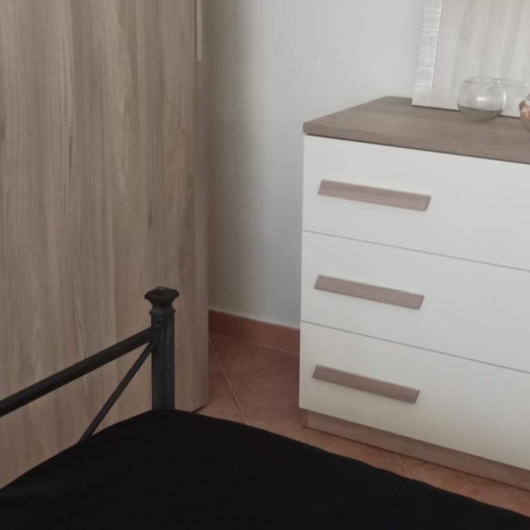 ALLOGGIO TURISTICO IL RIFUGIO IN FIUMICINO - Appartamento con 2 Camere da Letto - 26