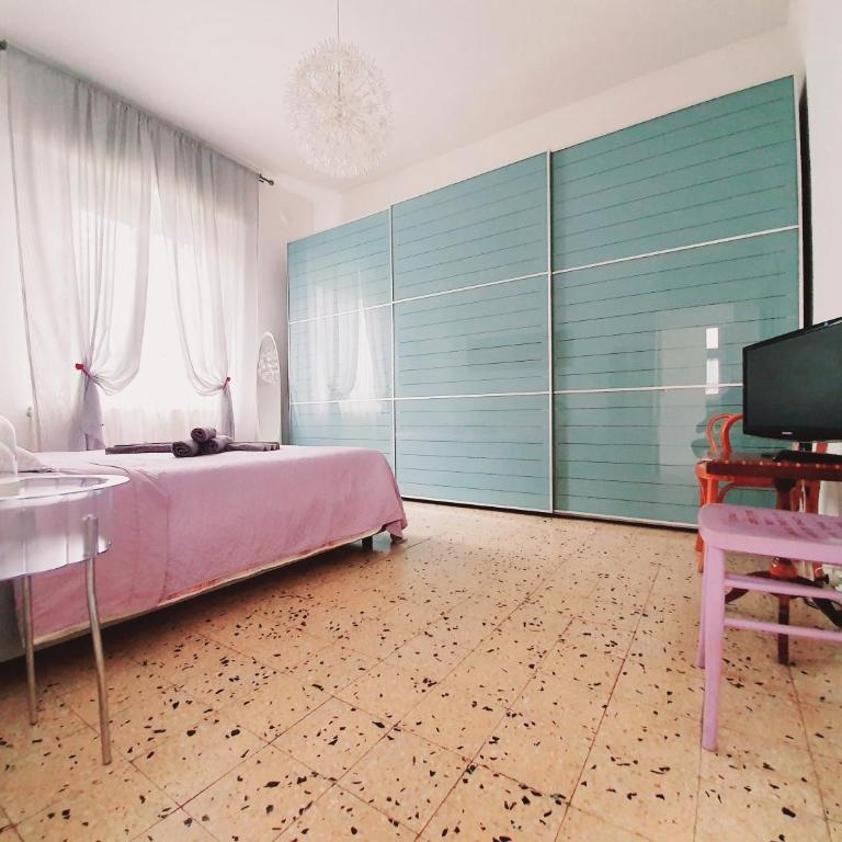 Accogliente Casa Indipendente con Wi-Fi Gratis, Vicino al Centro e alle Attrazioni, 3 Camere - Appartamento con 3 Camere da Letto - 7
