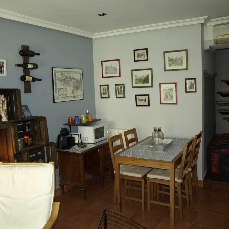 CuencaLocura. En pleno centro. Parking opcional - Apartamento - 2 niveles - 8