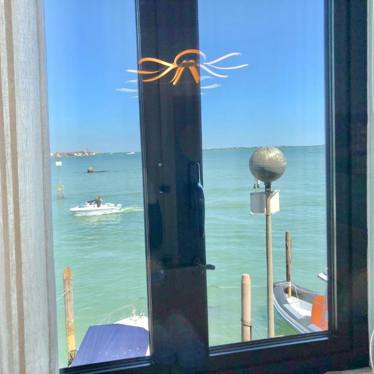 Ca' Monica Panoramic-Canal View, Biennale - Two-Bedroom Apartment with Sea View - 13